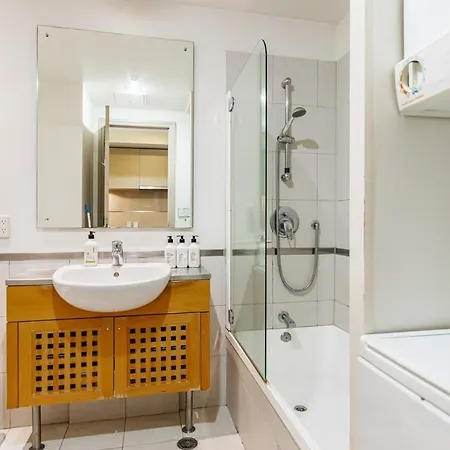 Spacious Viaduct Studio + Free Parking Auckland Exterior photo